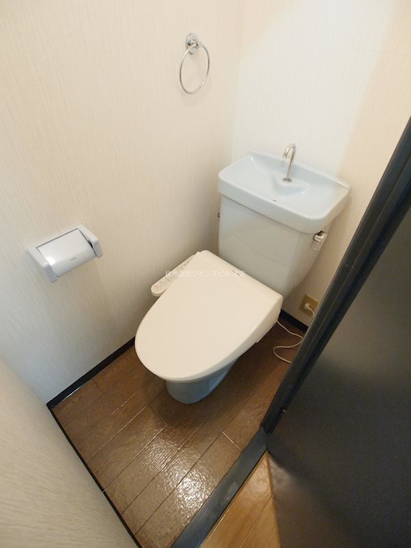 トイレ　ウォシュレット