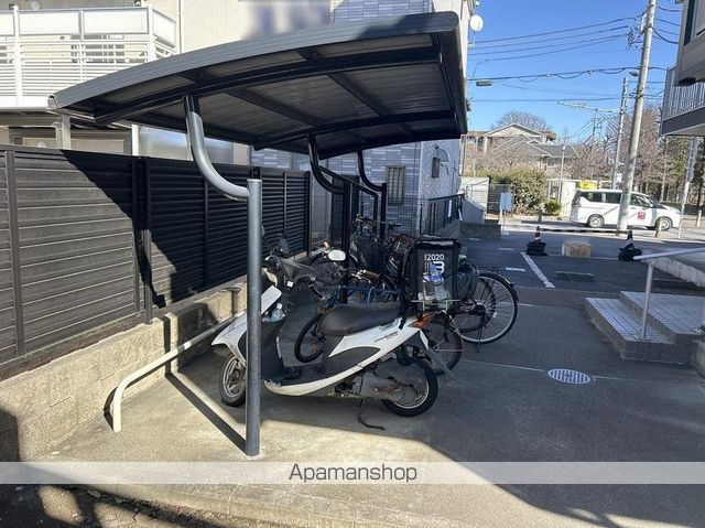 レオパレスオリーブハウスVの外観写真