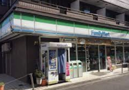 コンビニ　ファミリーマート　上北沢四丁目店（コンビニ）まで442m