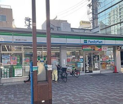 コンビニ　ファミリーマート 那古野二丁目店（コンビニ）まで260m