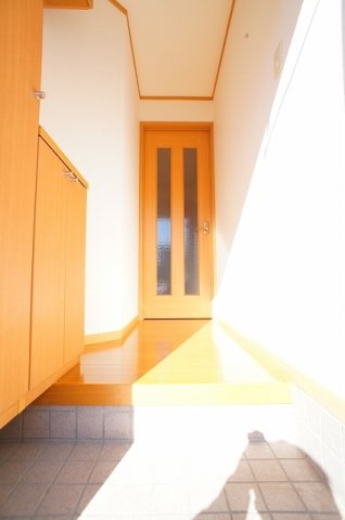 玄関　落ち着いた玄関です