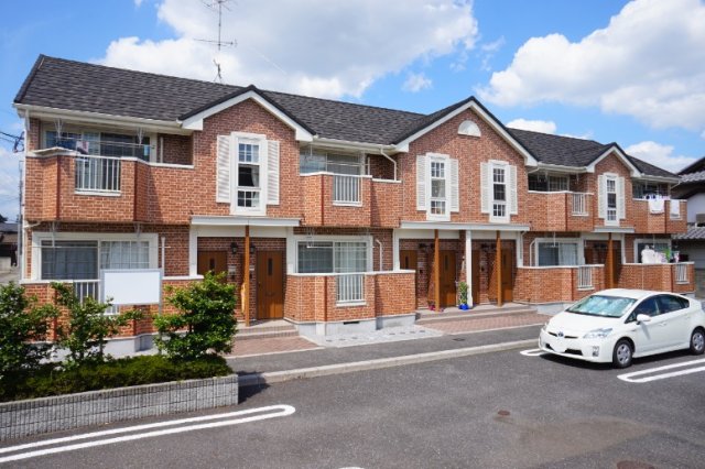 建物外観　外観は落ち着いています