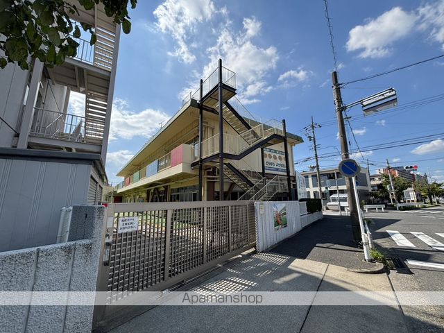 幼稚園・保育園　同朋学園同朋幼稚園（幼稚園・保育園）まで1988m