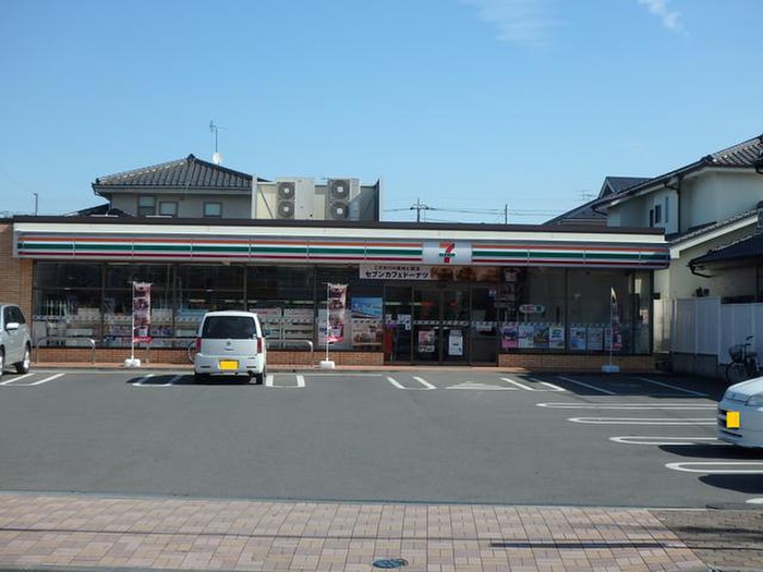 コンビニ　セブンイレブン（コンビニ）まで190m