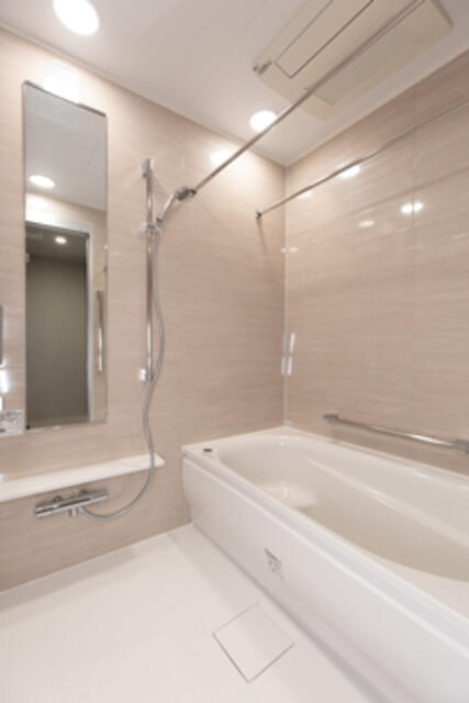 バス・シャワールーム　※写真は同タイプ住戸です。