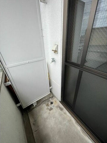 バルコニー　※写真は同じマンションの違う部屋のものになります。