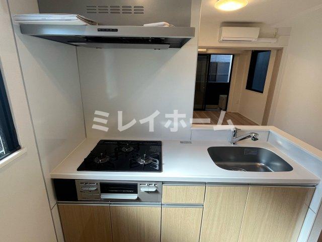 キッチン　同建物内、別のお部屋の参考写真になります。