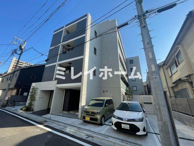 建物外観　同建物内、別のお部屋の参考写真になります。