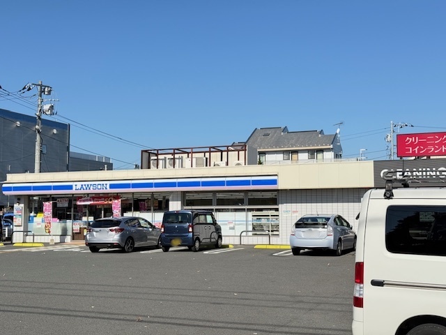 コンビニ　ローソン鴨宮店（コンビニ）まで898m