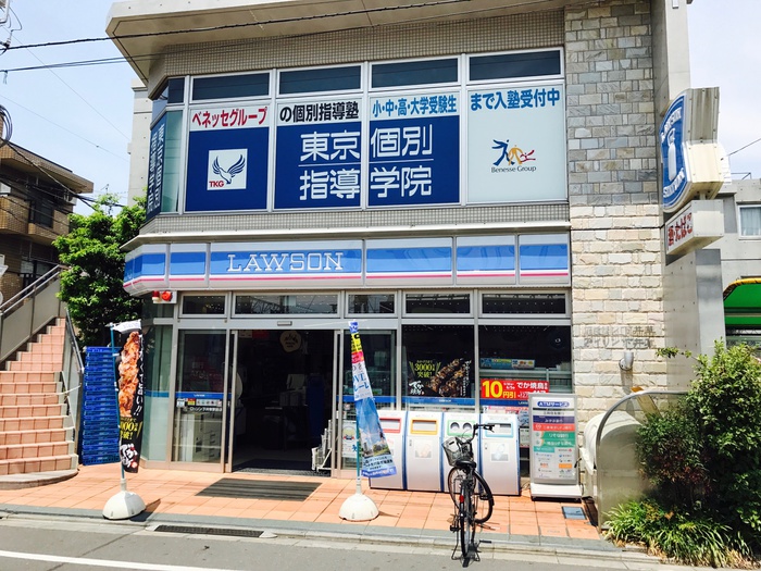コンビニ　ローソン　下井草駅前店（コンビニ）まで216m