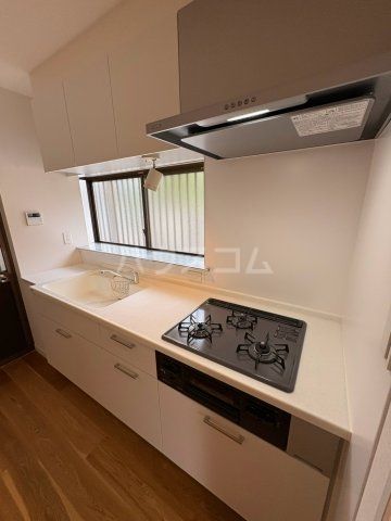 栄和町戸建てのキッチン写真