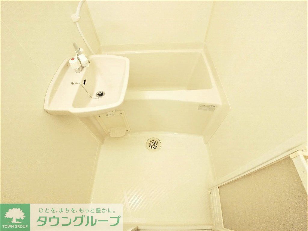 レオパレスミディーCの風呂写真