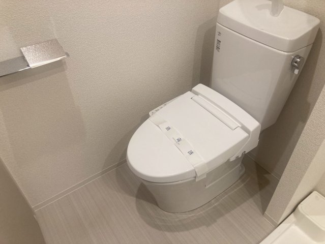 トイレ　※過去退去時のお写真です