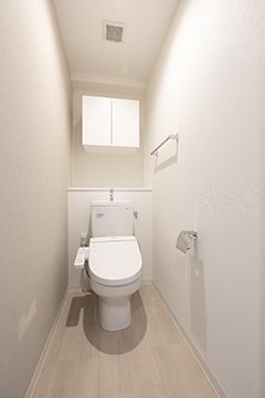 トイレ　落ち着いたトイレです