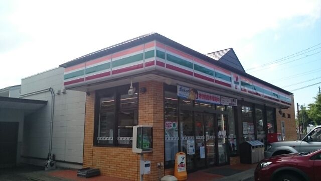 コンビニ　セブンイレブン　新潟中野山店（コンビニ）まで400m