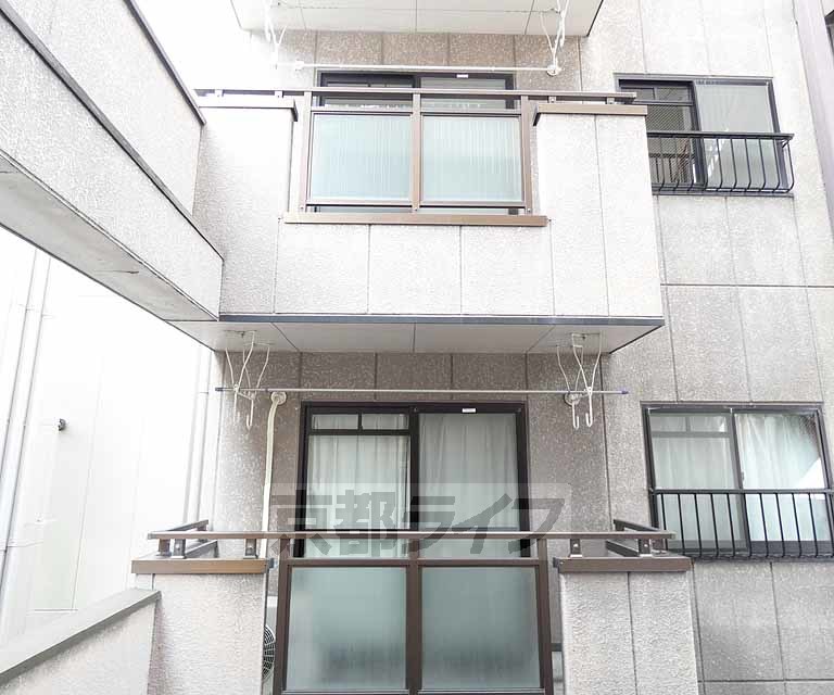 【京都市南区上鳥羽北塔ノ本町のマンションの眺望】