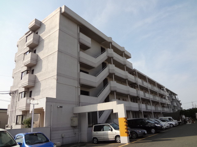 【浜松市中央区原島町のマンションの建物外観】