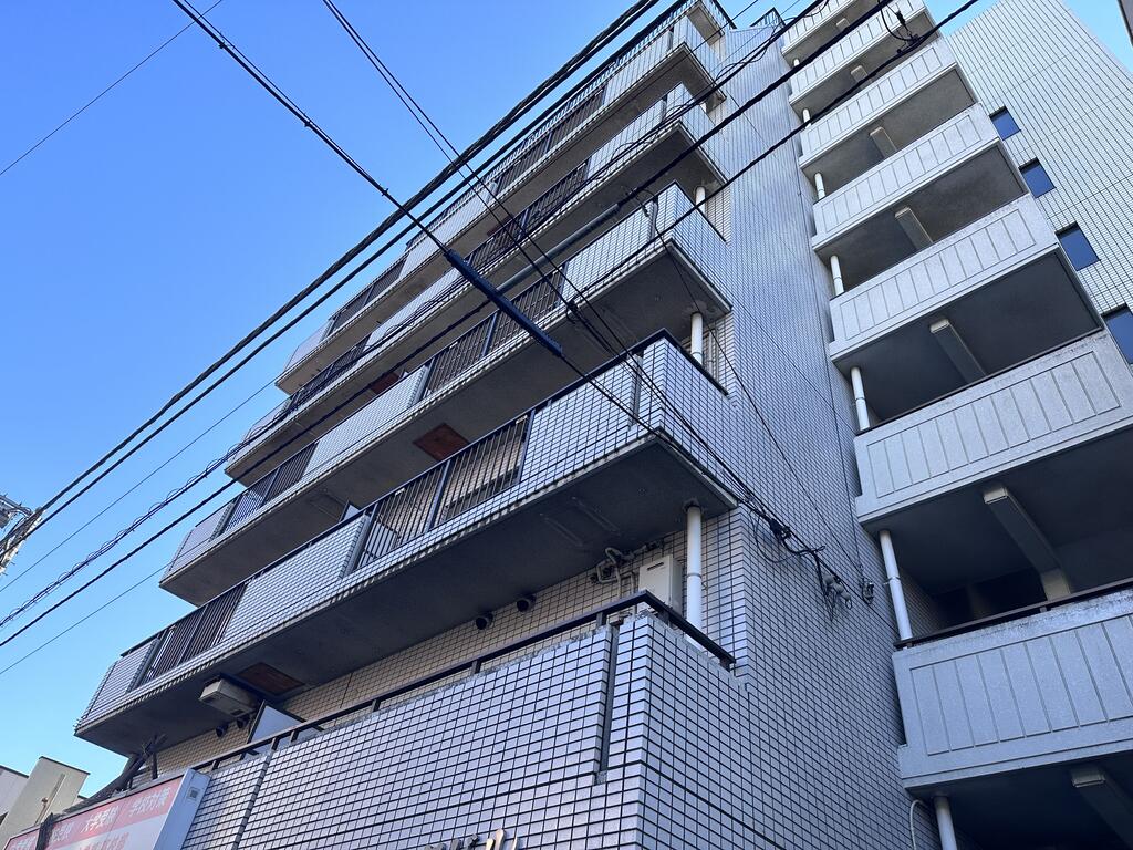 立川市富士見町のマンションの建物外観