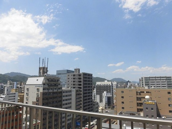 【広島市中区猫屋町のマンションの眺望】