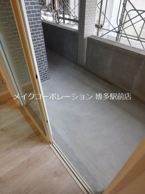 【福岡市博多区石城町のマンションのバルコニー】