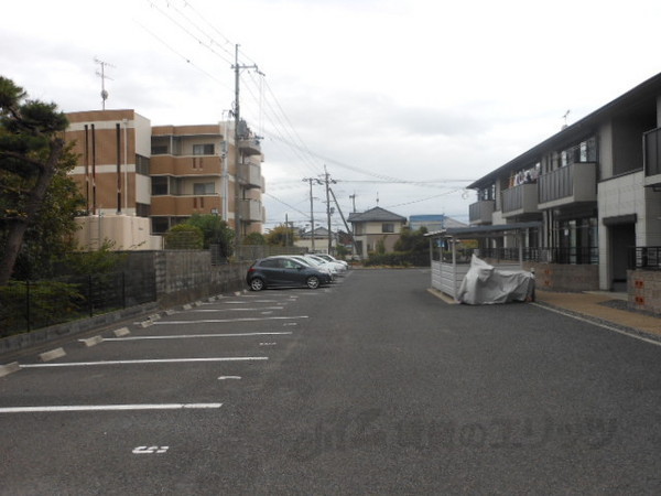 【サンガーデン城町の駐車場】