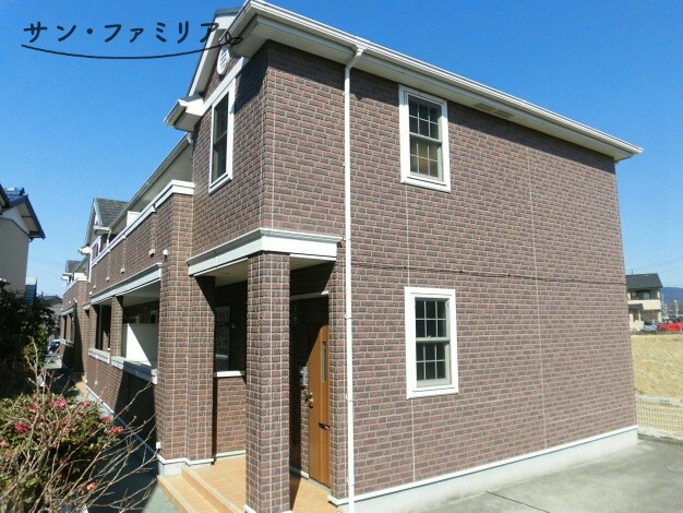 豊橋市岩屋町のアパートの建物外観