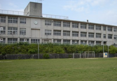 【シャーメゾンFUJIMOTO　IIの小学校】