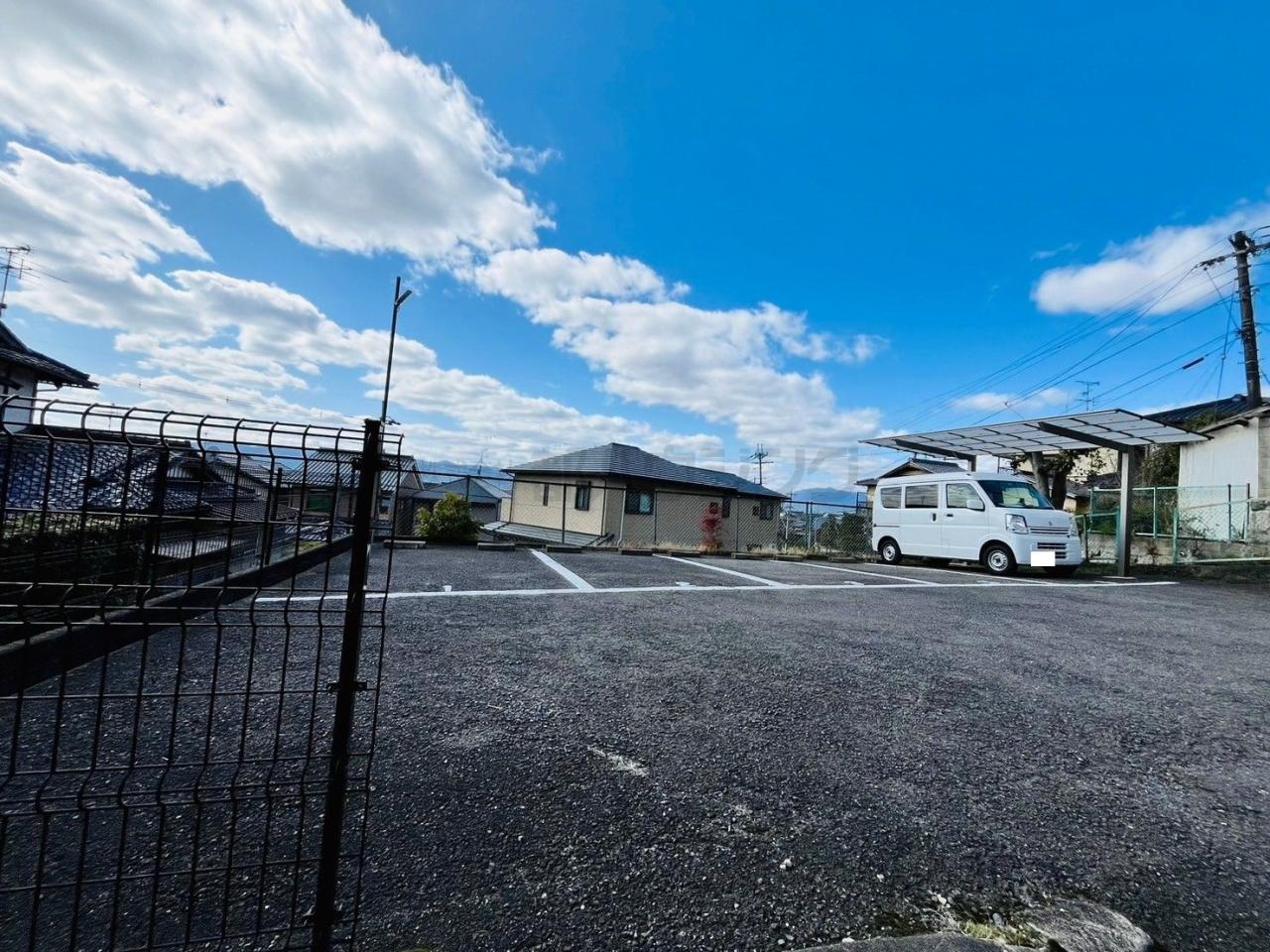 【セジュールまどかの建物外観】