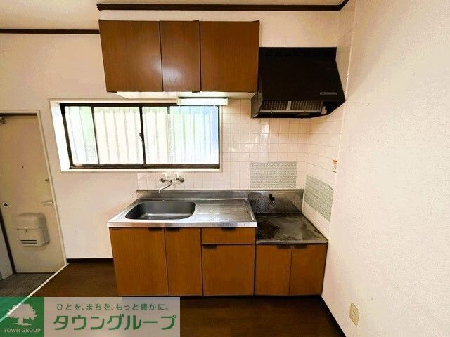 賃貸マンション ブロックキッチン交換工事 | アルファ物産株式会社