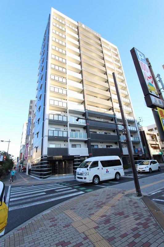 アルファレガロ中央町の建物外観