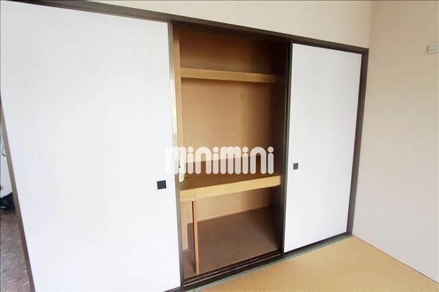 収納　奥行きのある収納です