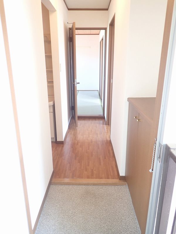 玄関　シューズボックス完備