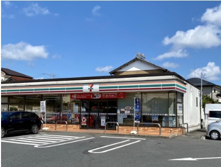 コンビニ　セブンイレブン 千葉誉田2丁目店（コンビニ）まで243m