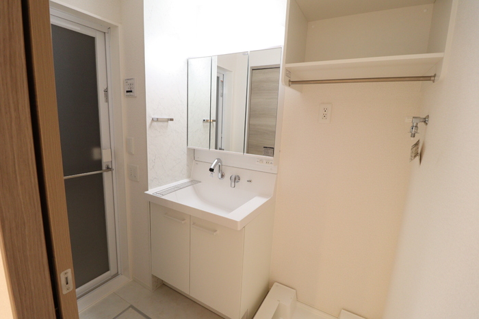 洗面設備　大型洗面台はD-roomならではの設備で必見です！