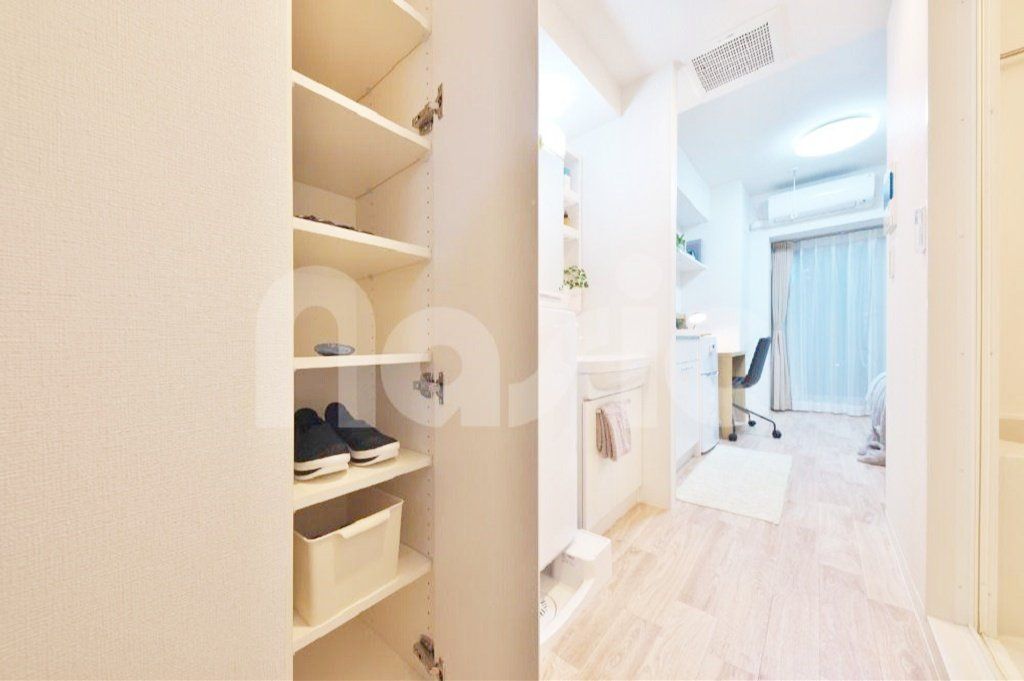 玄関　シューズボックス