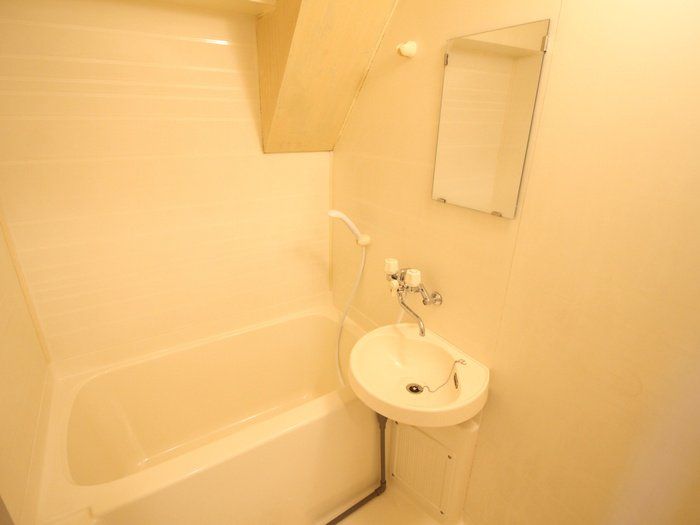 バス・シャワールーム　別室参考写真