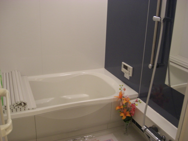 バス・シャワールーム　日々の暮らしに欠かせないお風呂です