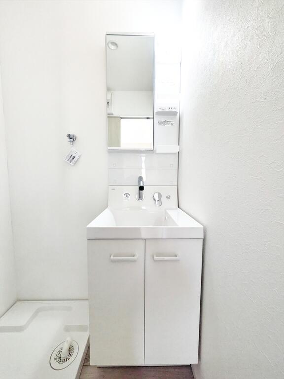 洗面設備　室内洗濯機置き場