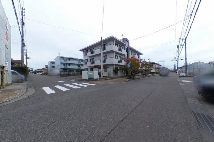 その他　前面道路（その他）まで0m
