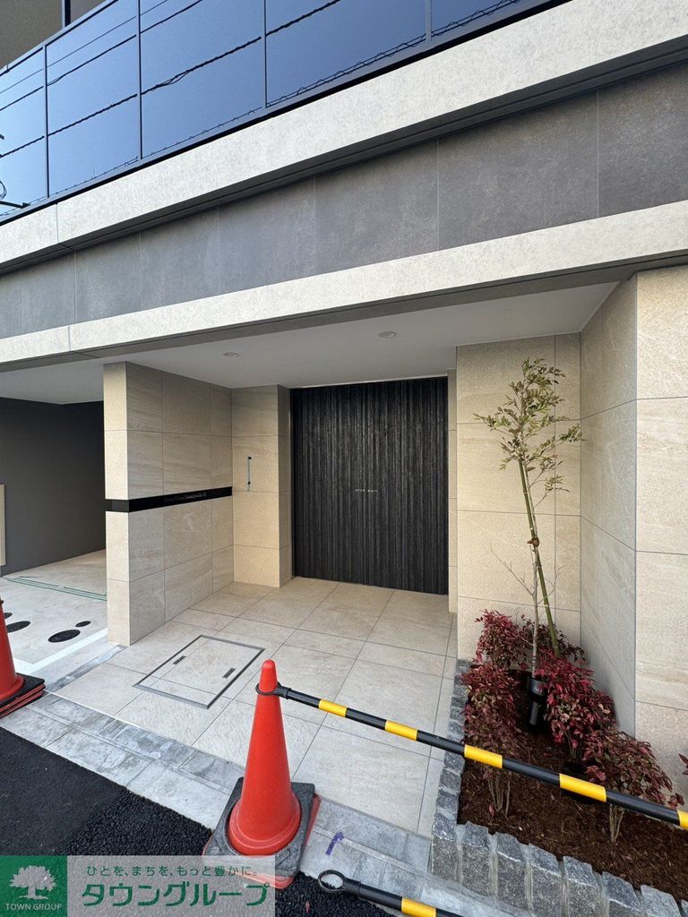 エントランス　エントランス