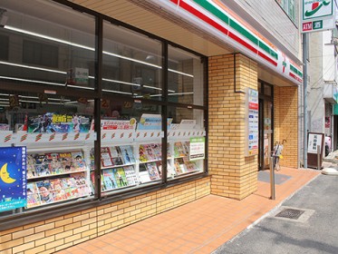 コンビニ　セブンイレブン神戸水道筋6丁目店（コンビニ）まで559m