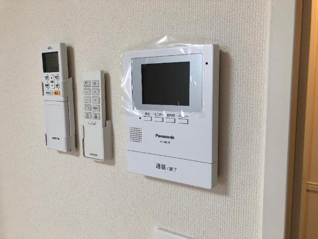 セキュリティ　カメラ付インターホン（イメージ）