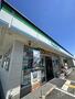コンビニ　ファミリーマート近鉄長瀬駅前店・私はファミマ押し♪♪（コンビニ）まで654m