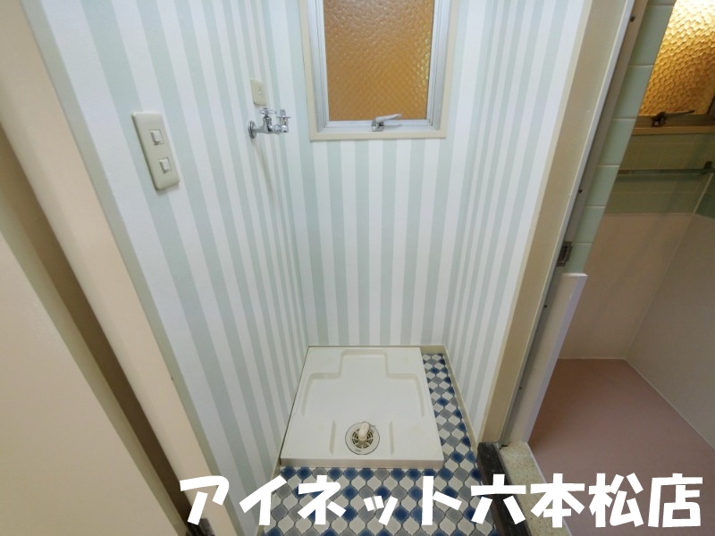 その他　室内洗濯機置場付きです。