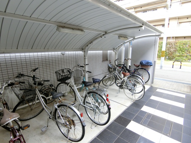 駐車場　駐輪場