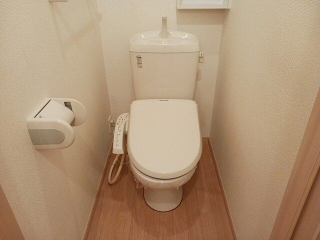 トイレ　落ち着いたトイレです