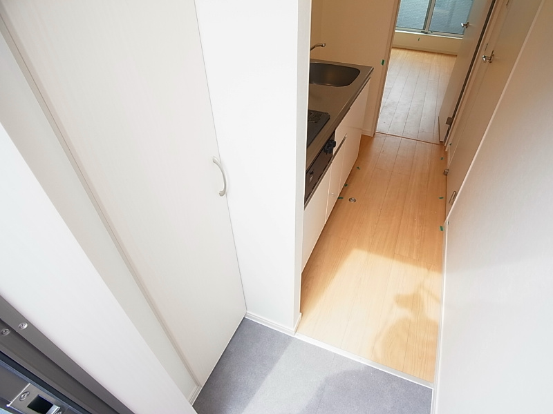 玄関　別部屋写真