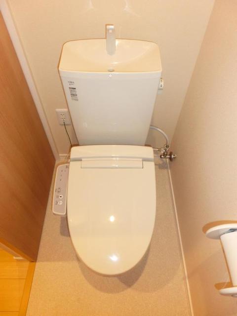 トイレ　ウォシュレット