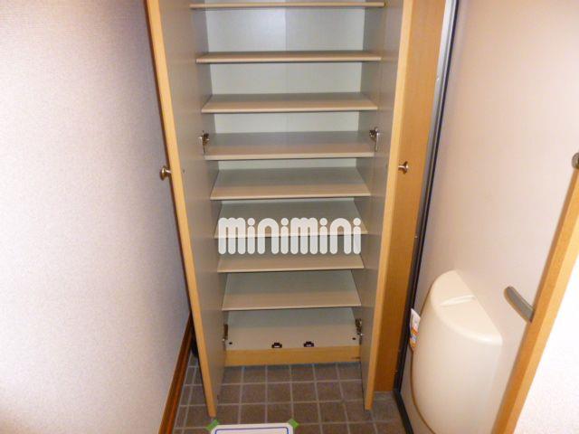 玄関　下駄箱