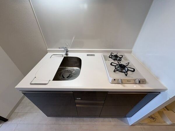 キッチン　同マンション別部屋　イメージ写真